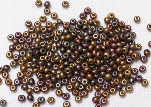 Бисер Чехия круглый 06/0 50г 01640